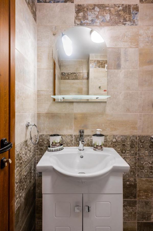 索菲亞Nomad Haven: 1Bd Flat With Balcony & Desk公寓 外观 照片