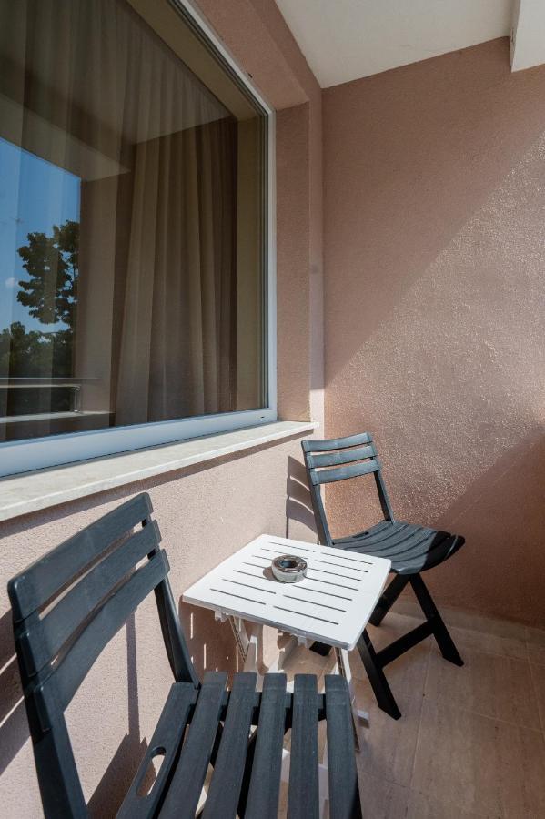 索菲亞Nomad Haven: 1Bd Flat With Balcony & Desk公寓 外观 照片